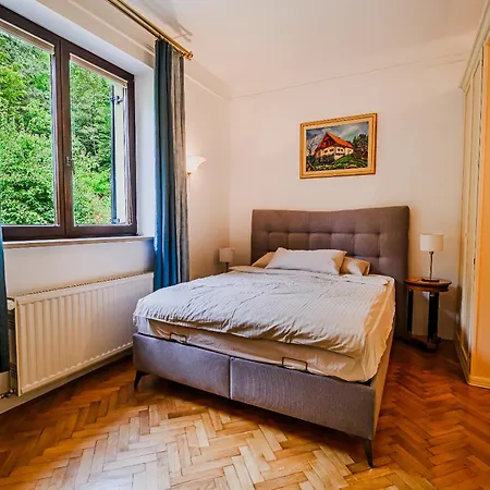 Parkside Haven With 4 Bedrooms & Free Parking * Ljubljana