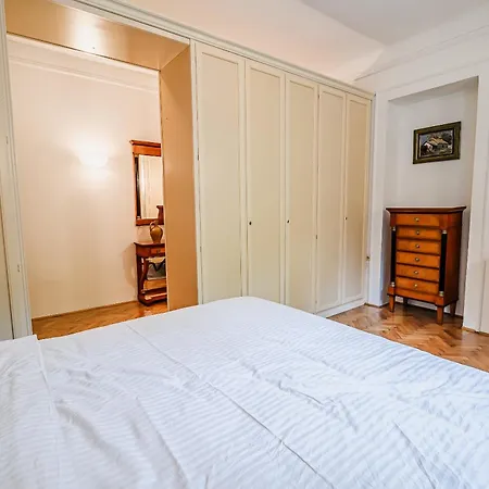 Parkside Haven With 4 Bedrooms & Free Parking * Λιουμπλιάνα
