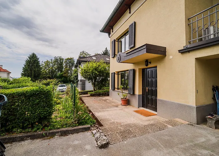 Parkside Haven With 4 Bedrooms & Free Parking Apartment Ljubljana
